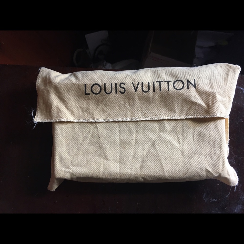 Louis Vuitton wallet box and dustbag