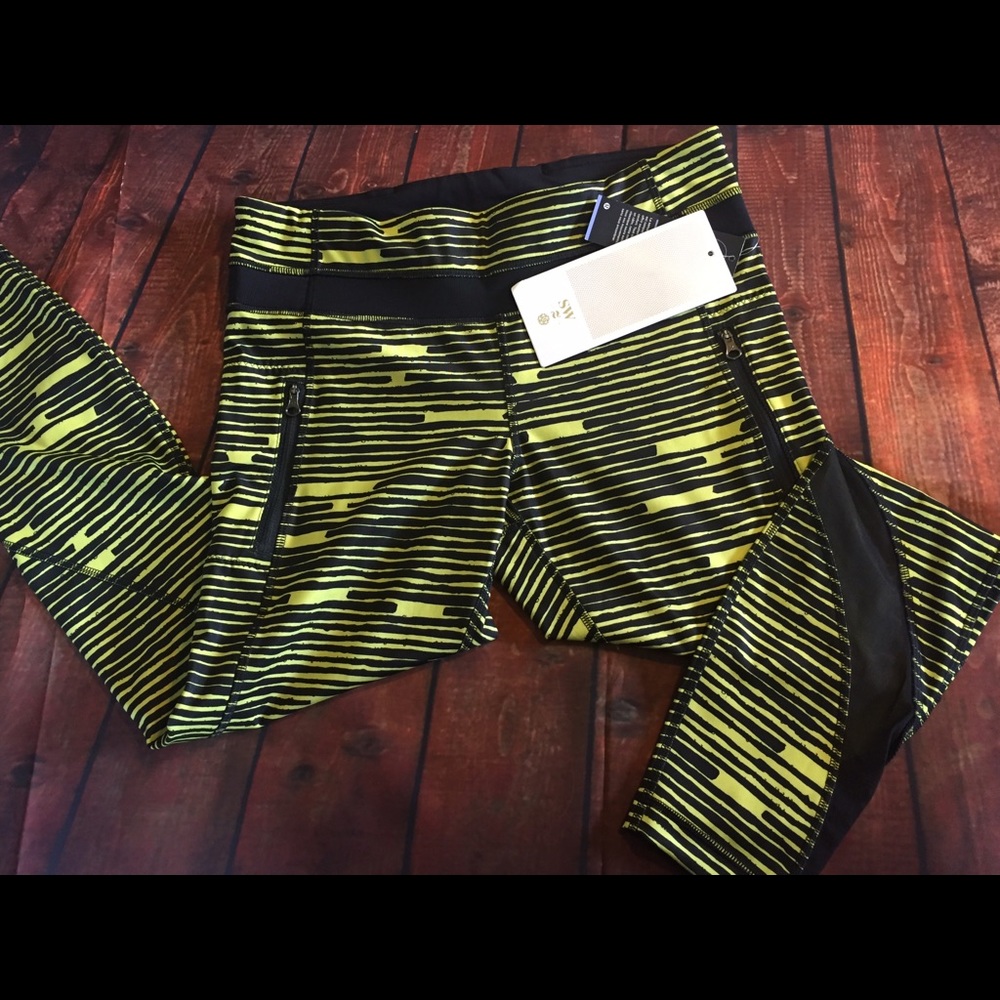 ✨Limited Edition✨ LuLuLemon Seawheeze✨