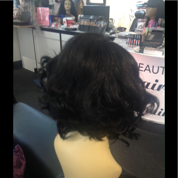 New trending summer of 2017 longer sides Wig curly main image 4