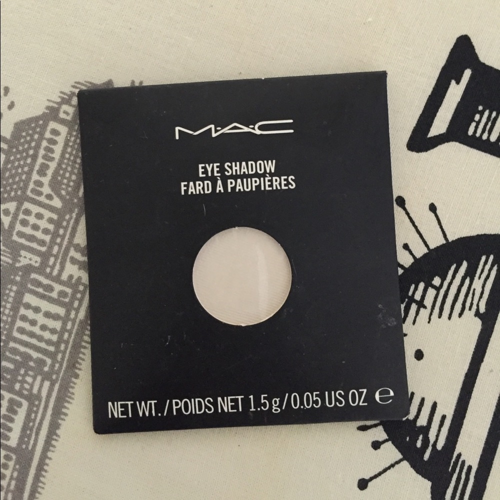 MAC Vellum pro palette eyeshadow discontinued
