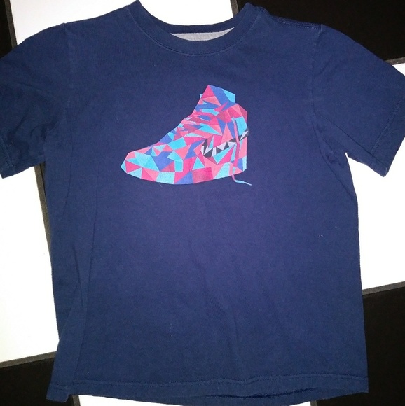 4 NIKE SHIRTS! - Picture 5 of 6