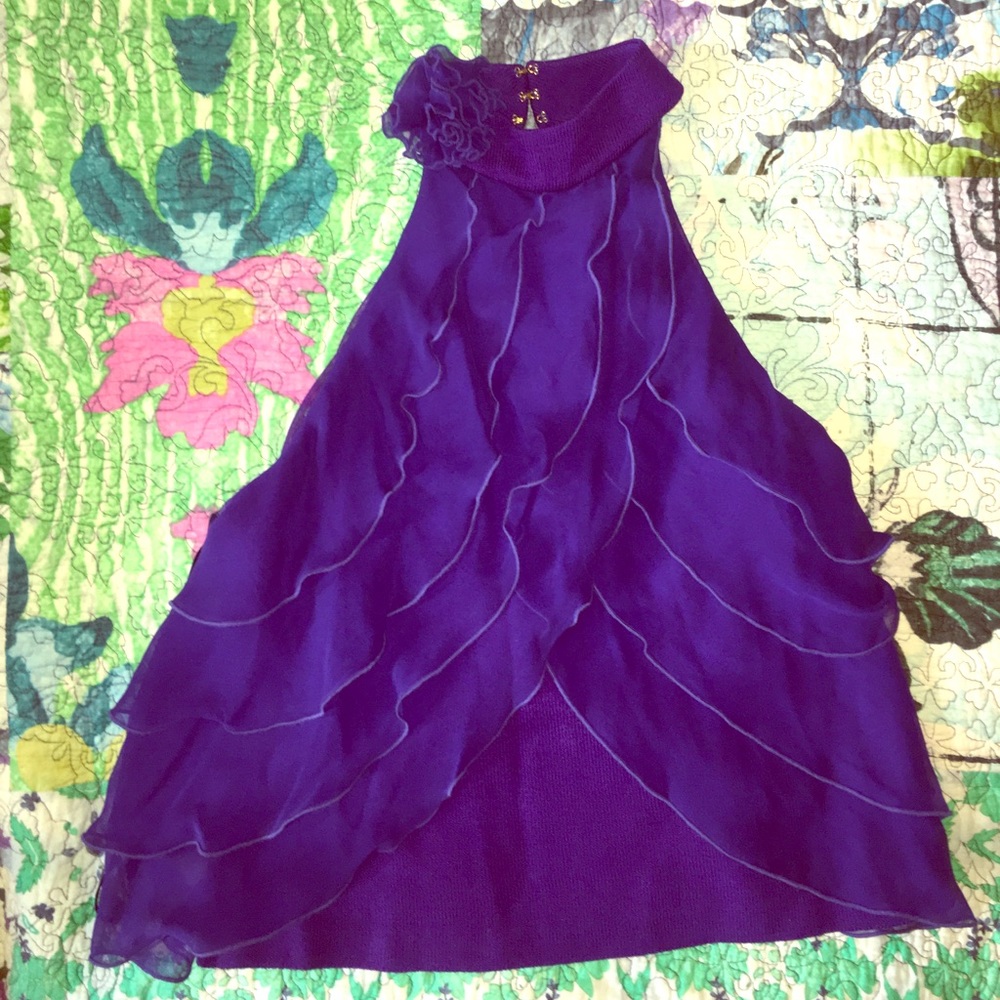 Stunning St. John Evening halter, NWT