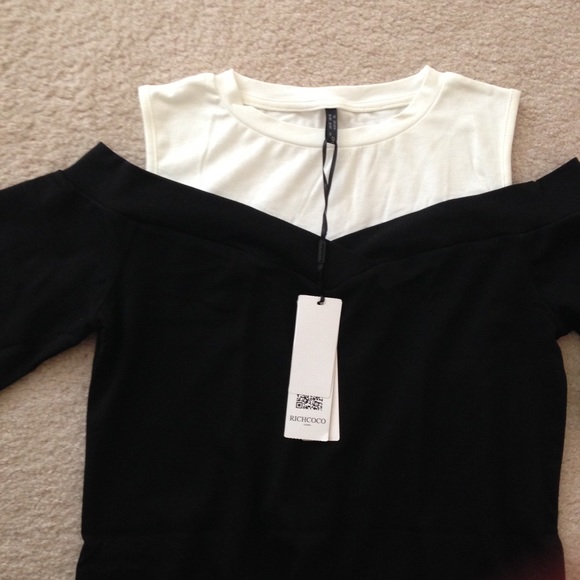 💵 NEED GONE!! Cold shoulder dress - Picture 3 of 5