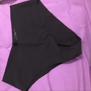 ❌❌❌SOLD❌❌Raw cut hiphugger