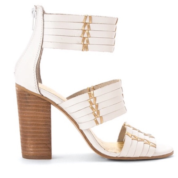 Stitched Ivory/Gold Leagher High Heel Sandals - Picture 5 of 6