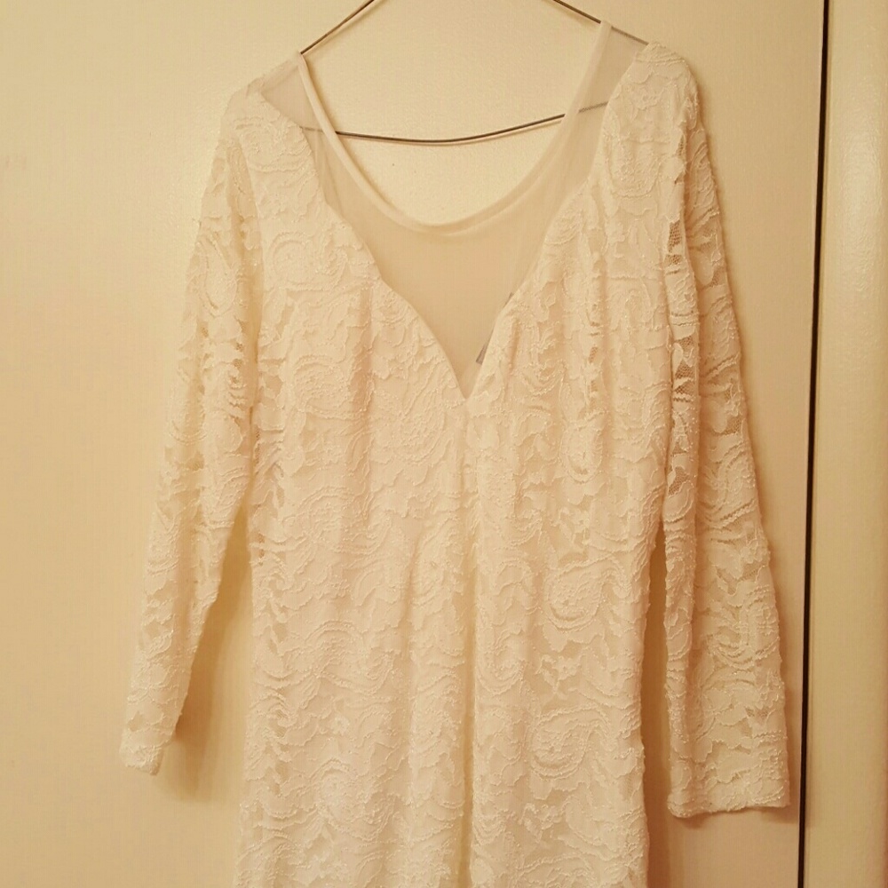 White lace illusion neckline