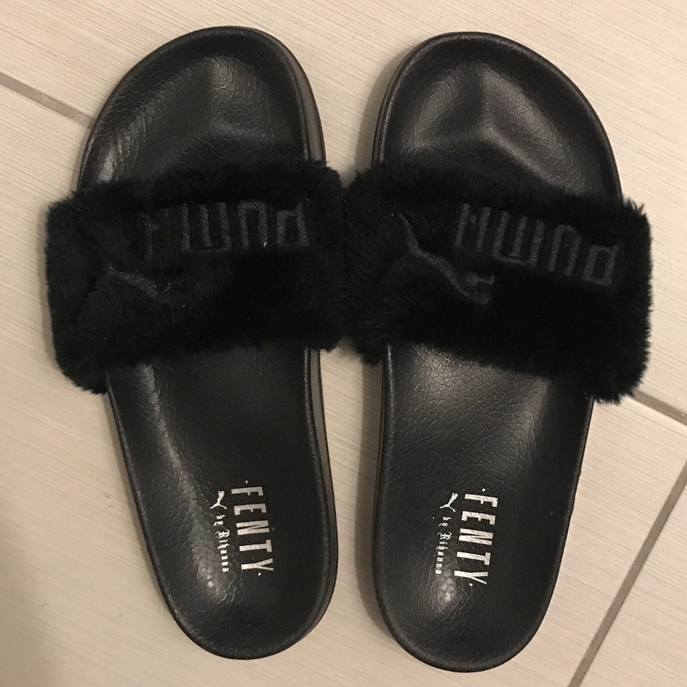 Fenty puma fur slides USA 9.5/ UK 7