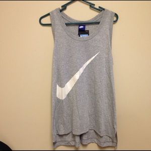 Nike tank