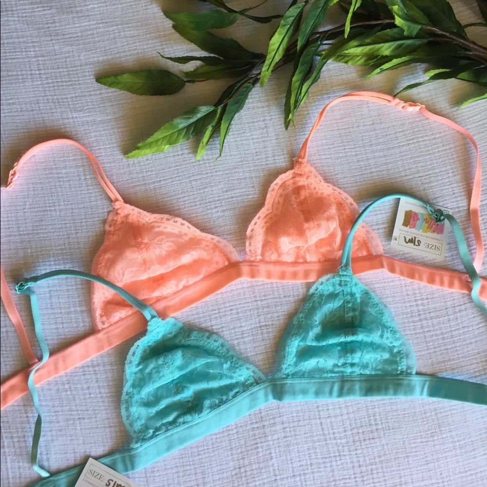 •HOST PICK• Gorgeous Lace Bralette