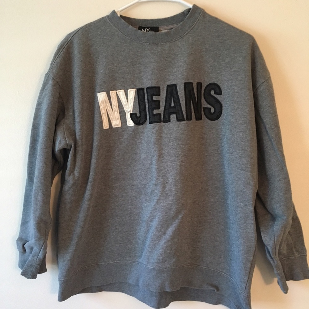 New York & Company sweat shirt