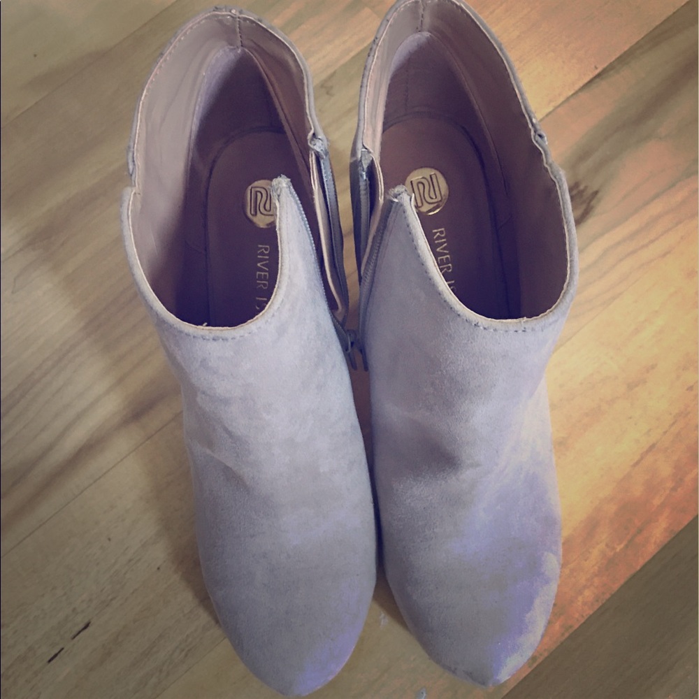 River Island elegant gray shoes