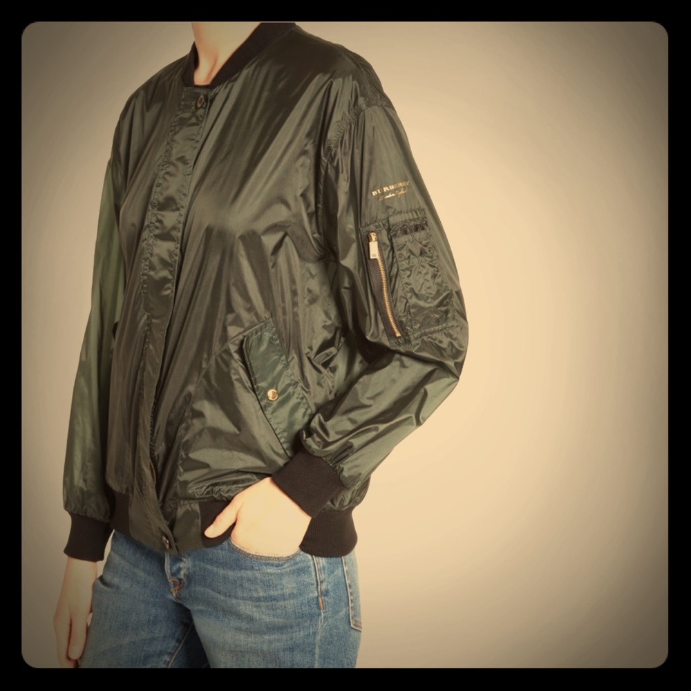 Burberry Mayther Technical Bomber nwt. Size 8