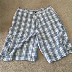 Men's Hurley cargo shorts sz 36