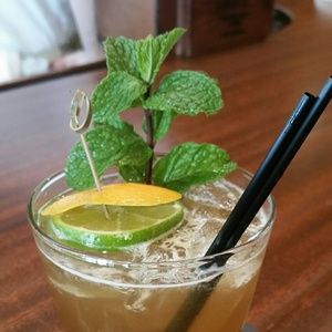 Meet your Posher, Ursula