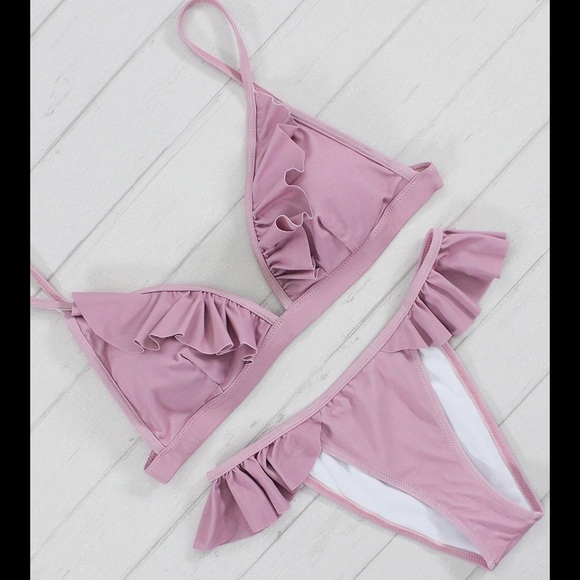 ONE LEFT! 'Vanessa' Ruffle Bikini - Picture 3 of 4