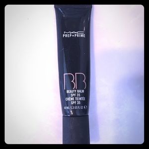 MAC BB Cream-light plus.  Prep and prime.
