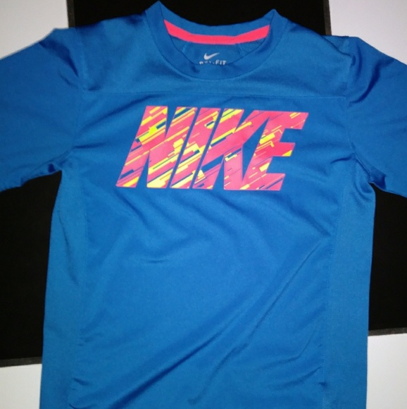 3 NIKE SHIRTS! - Picture 5 of 5