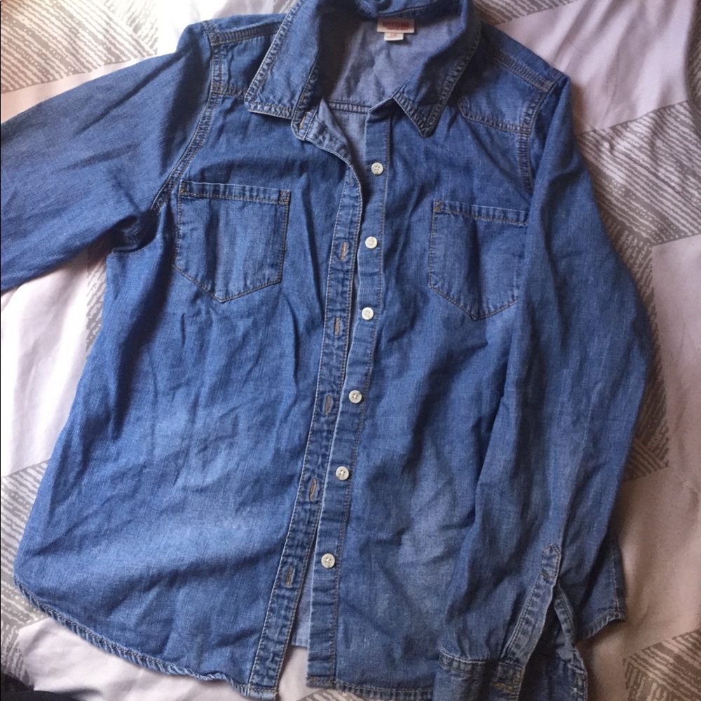 Denim button up six Large