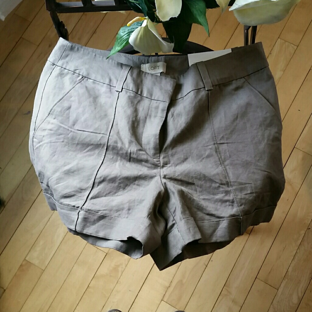 Shorts - Picture 2 of 3
