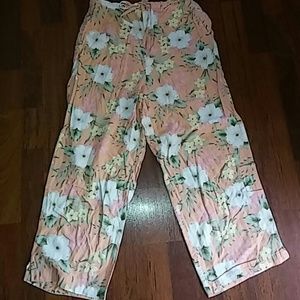Cropped pants