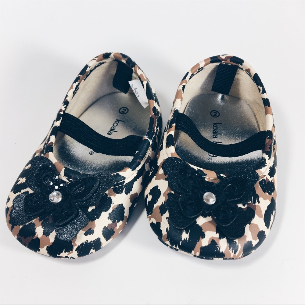 BOGO FREE ⭐️ Cheetah Crib Shoes