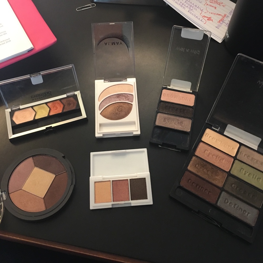 Eyeshadow Palette lot of 6!