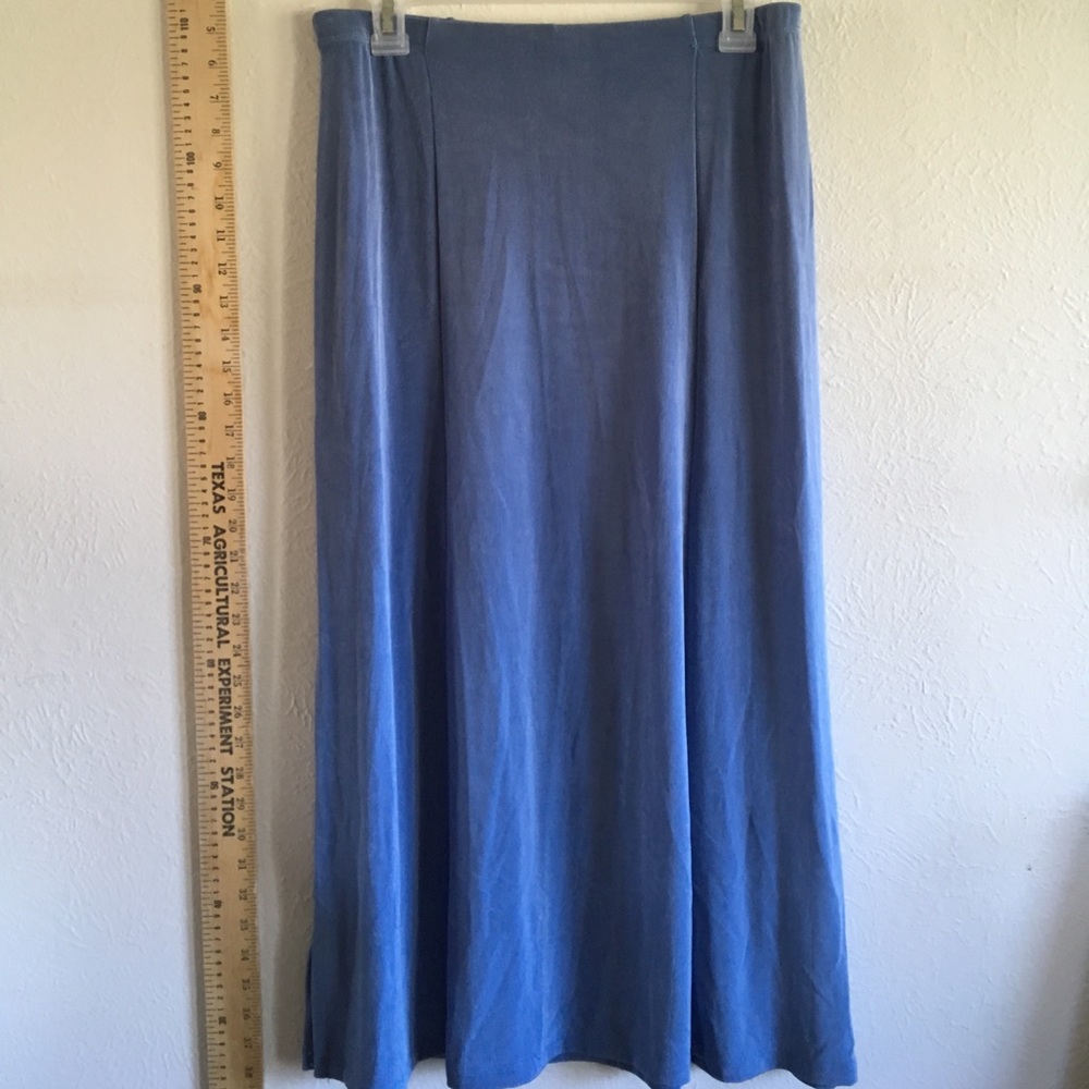 Coldwater Creek slinky sky blue topaz skirt travel