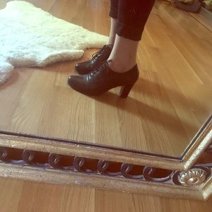 Franco Sarto Oxford Heels