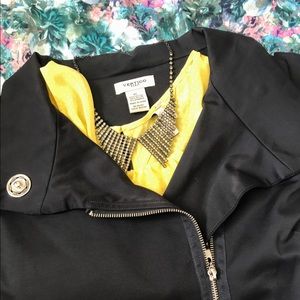 Dark navy Vertigo trench