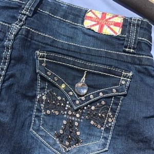 Jean mini skirt.
