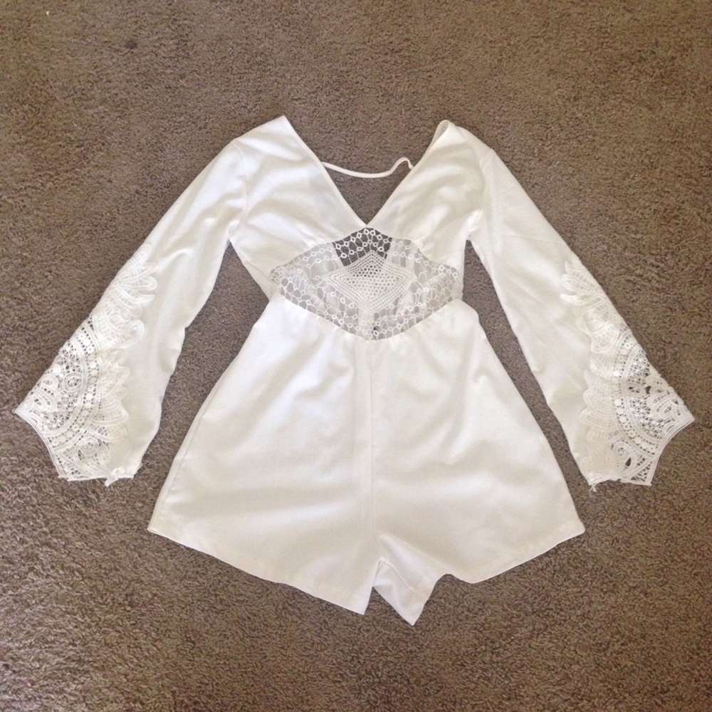 White Lacey Romper (NEVER WORN)