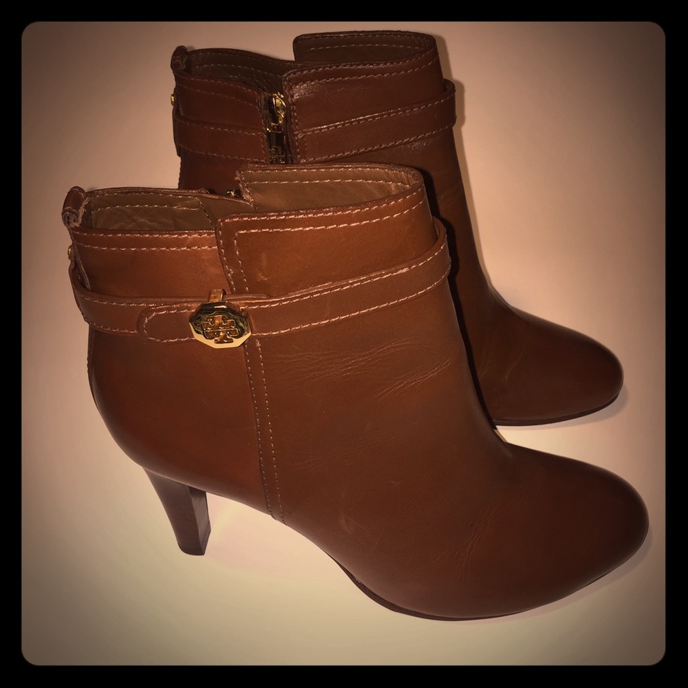 Tory Burch Brita Equestrian Booties 9.5 Almond