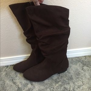 Lower Eastside Brown Slouchy Boots Size 9