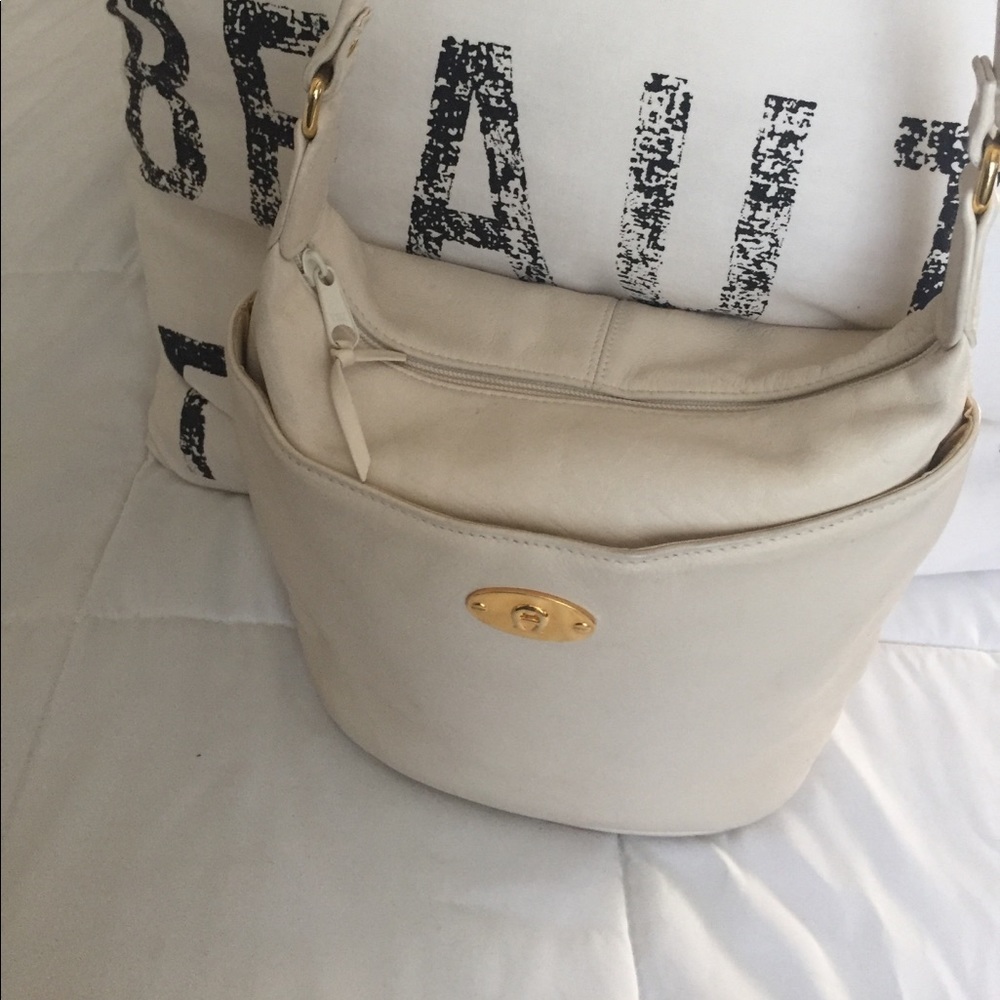 Etienne Aigner leather bucket bag