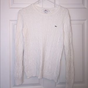 White vineyard vines sweater