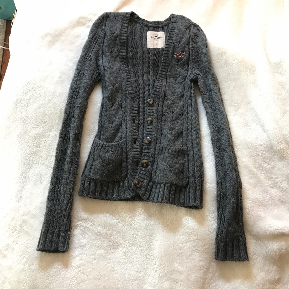 Grey cardigan Sweater