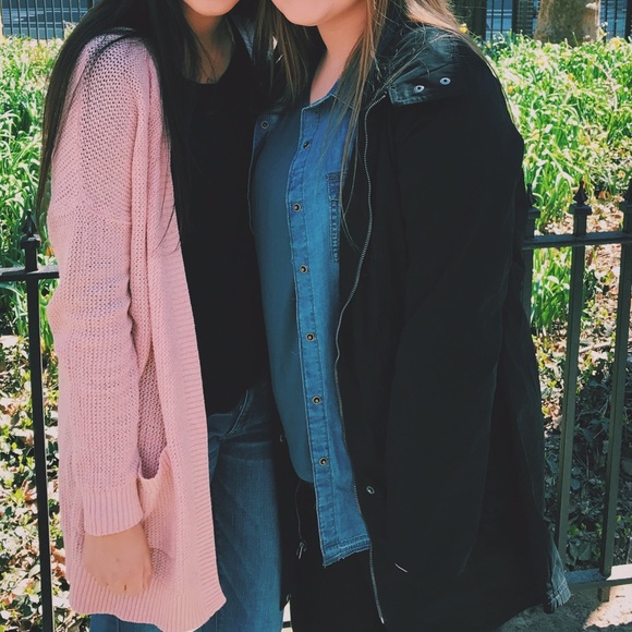 Pink cardigan - Picture 1 of 3