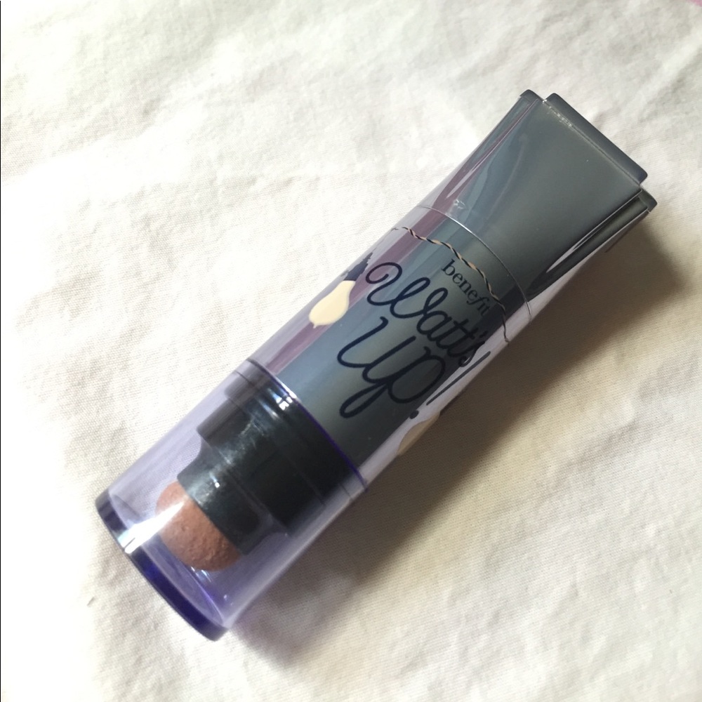 Benefit Watts Up Highlighter