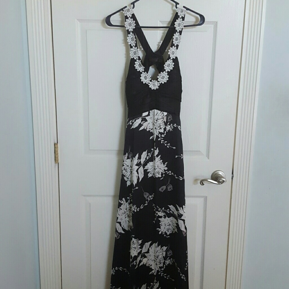 Womens floral maxi dress