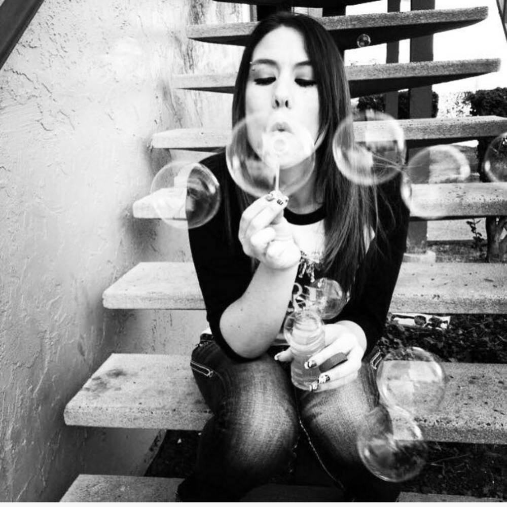 Meet your Posher, Sandy