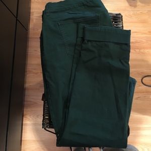 Beautiful dark green skinny leg jean