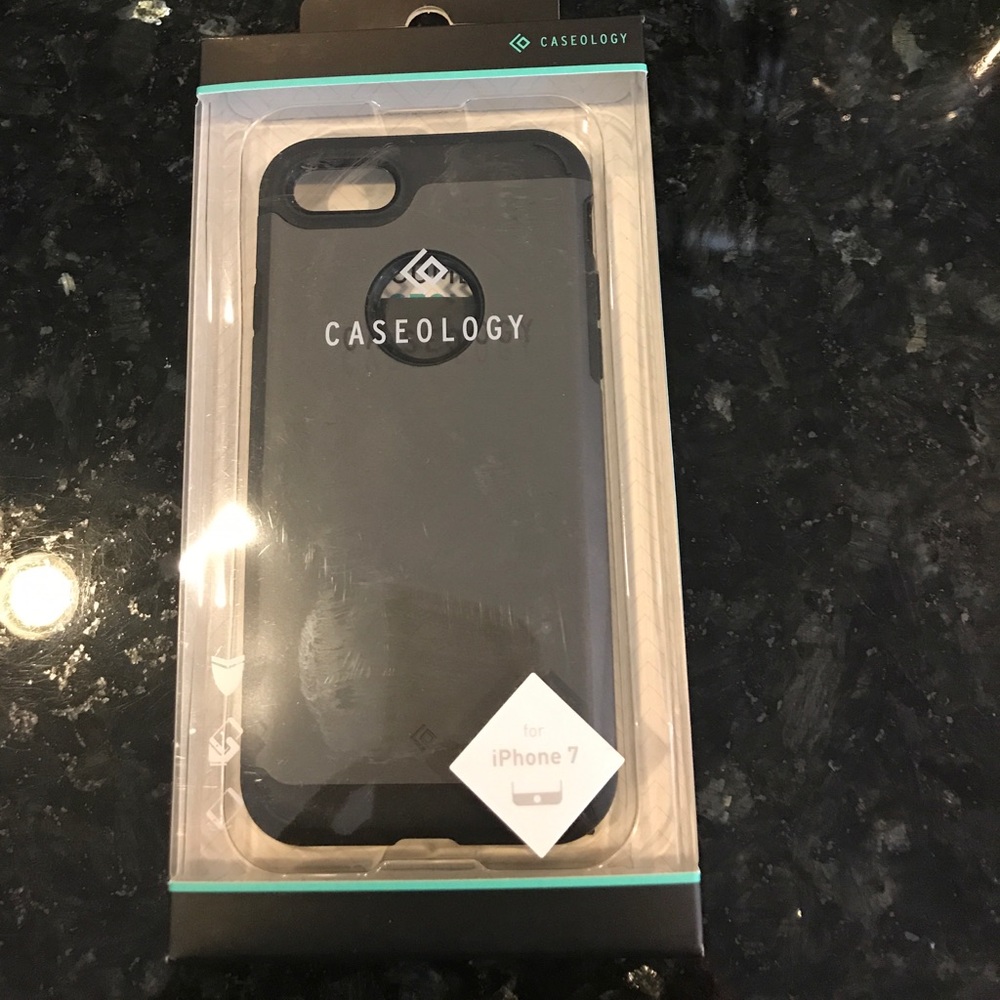iPhone 7 black matte case