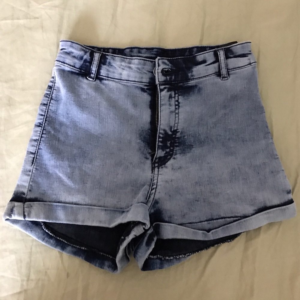 TRADED High waisted navy distressed shorts