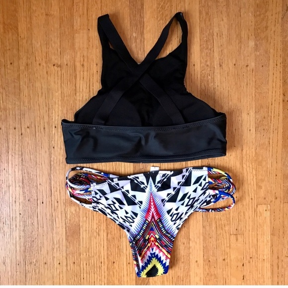 NWT tribal print strappy halter bikini - Picture 3 of 4