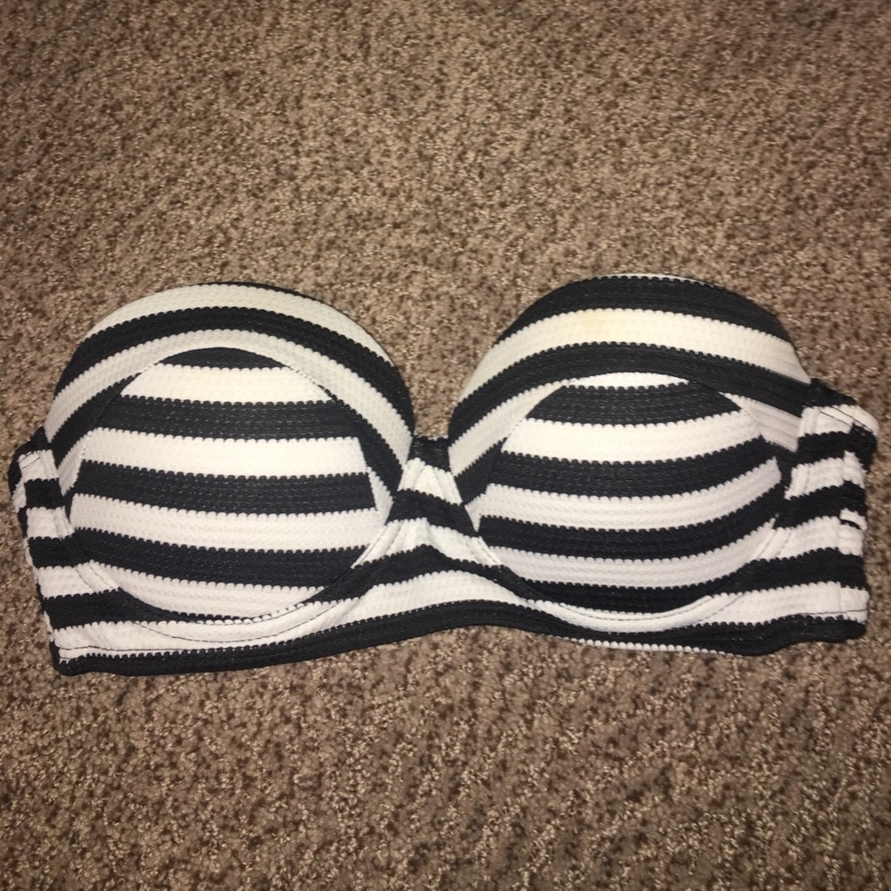 Size Small Strapless Bathing Suit Top