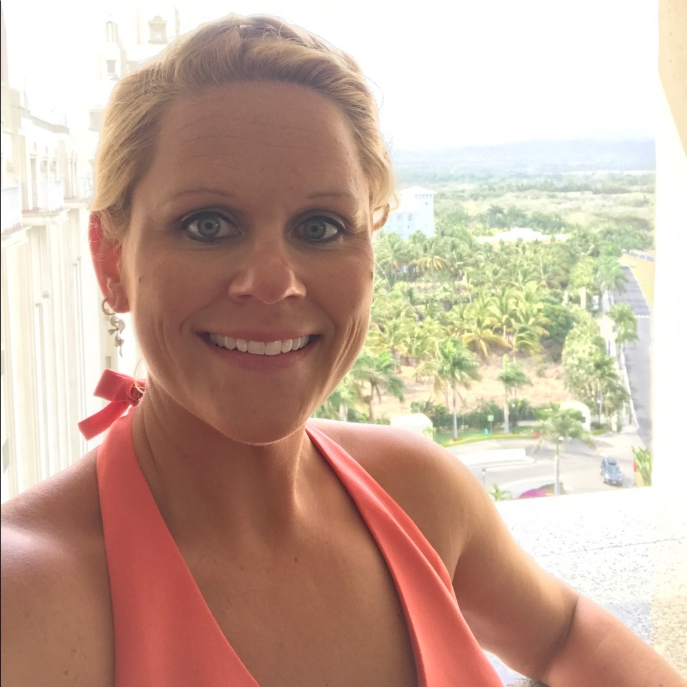 Meet your Posher, Emily