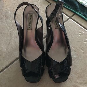 Steve Madden Black Peep toe Pumps