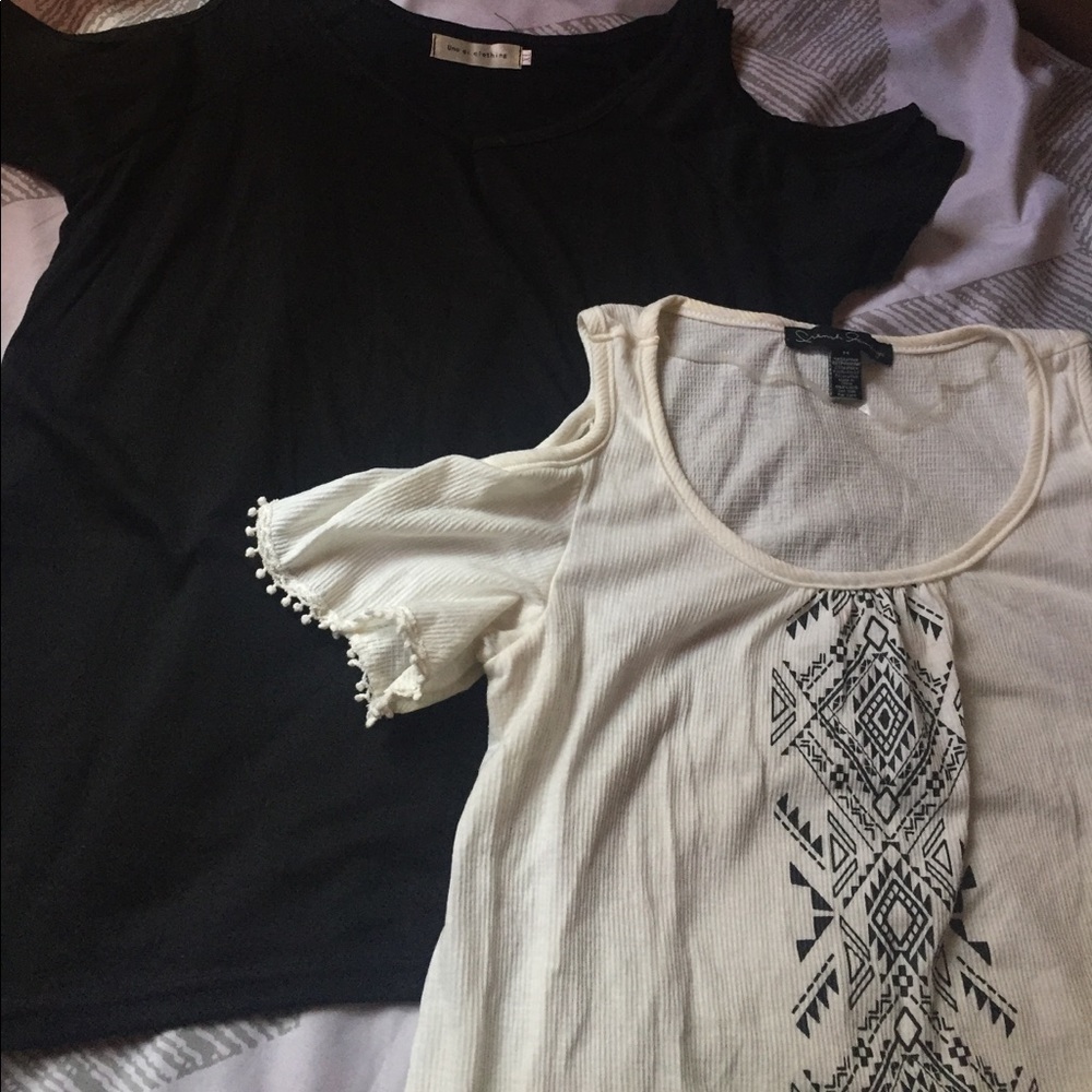 Cold Shoulder tops Size medium