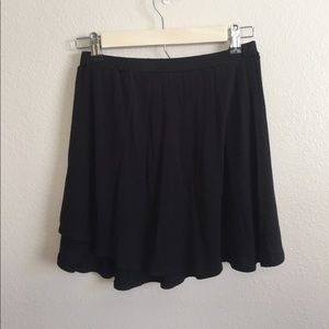 Nollie Loose, Flowy Black Short Skirt