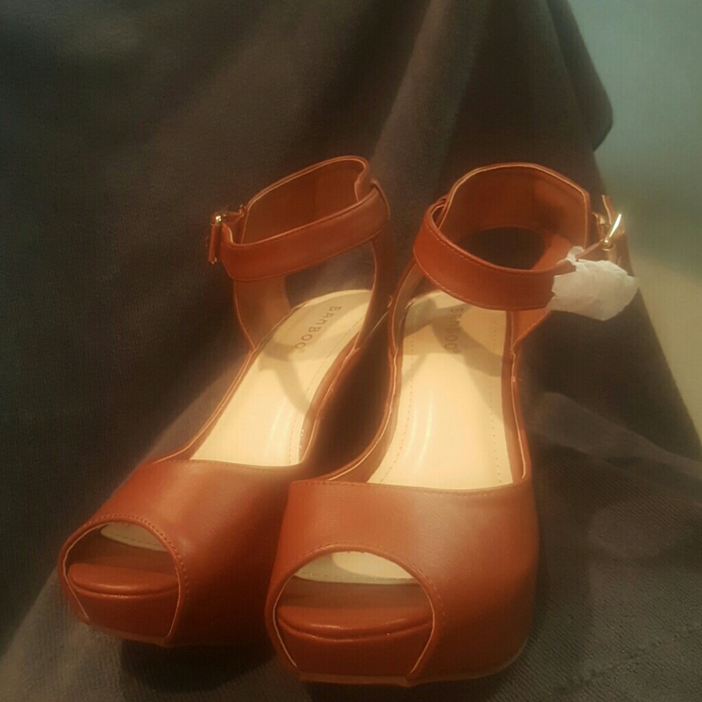 Wedge sandals
